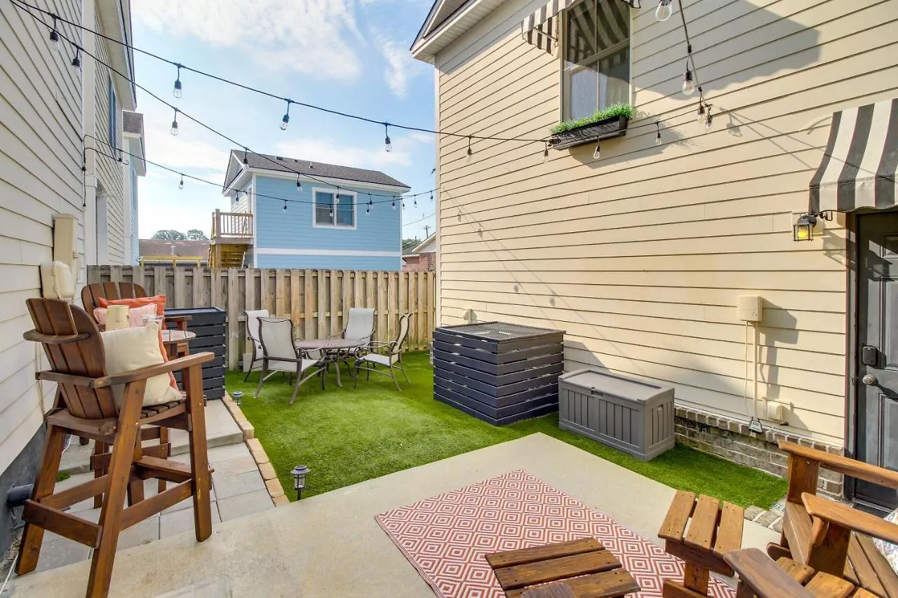 Cozy Savannah Vacation Rental With Fenced Courtyard! 公寓